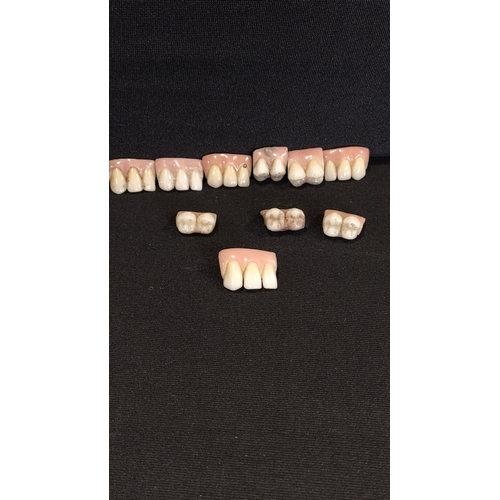 332 - 21pieces of vintage dentures