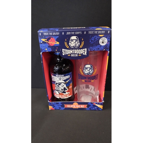 335 - Star wars Storm trooper beer and glass set, death star and Storm trooper ice cube maker mould and a ... 