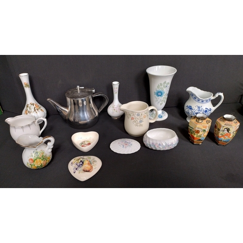 420 - Various porcelain items including wedgwood,Rossware, Royal Albert, Meakin and other items