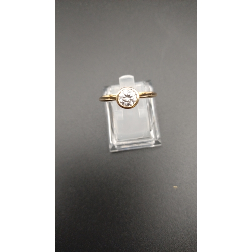 518 - Beautiful 14k gold ring size V/W set with a clear stone approximately 3.10g