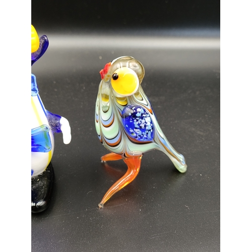 119 - Murano style hand blown glass clown and bird approximately 10.5cm and 7cm tall respectively.