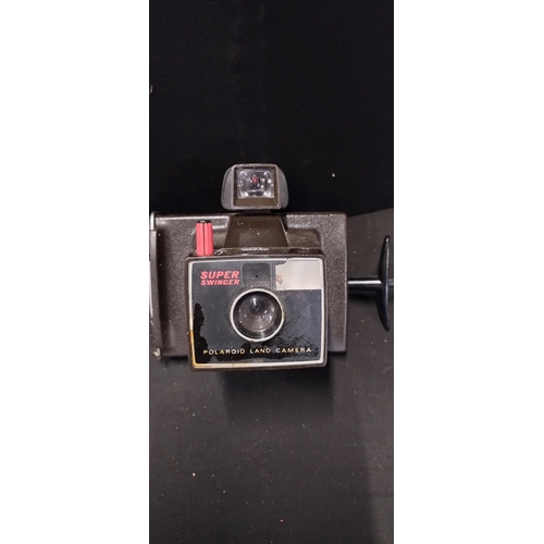 459 - 3 vintage Polaroid cameras