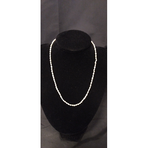 16 - 3 pearl necklaces with gold and silver clasps