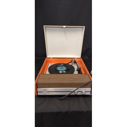 78 - Fidelity HF 43 turntable with lid and carry handle