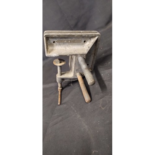 81 - Stanley bench vice No702 and a spray gun