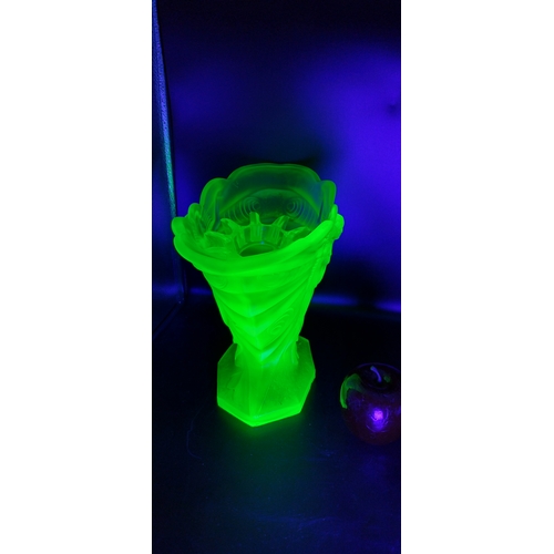 141 - Stunning Walther & Söhne 1930's Butterfly moulded Uranium glass deco vase. Measures approx 22 x 30 c... 