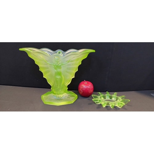 141 - Stunning Walther & Söhne 1930's Butterfly moulded Uranium glass deco vase. Measures approx 22 x 30 c... 