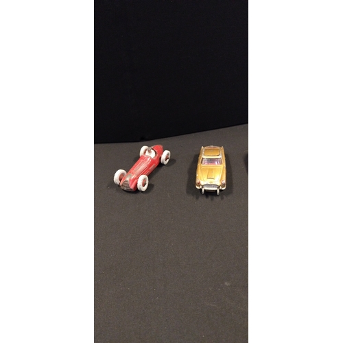 251 - Selection of Vintage diecast vehicles, Corgi, Dinky and other makers