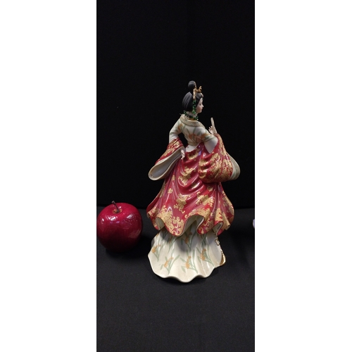 78 - Two Danbury mint Chinese figurines. Jade Empress and Harp Princess