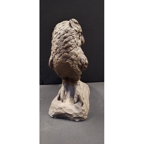 110 - Cast plaster of an owl. Measures approx H 28.5 x W 28 x D 14.5 cm