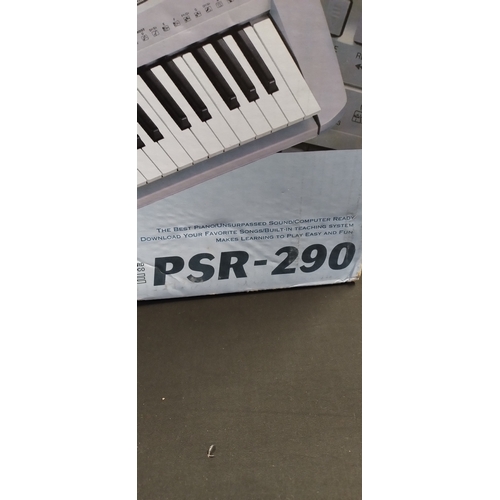 174 - Boxed Yamaha PSR-290 Keyboard