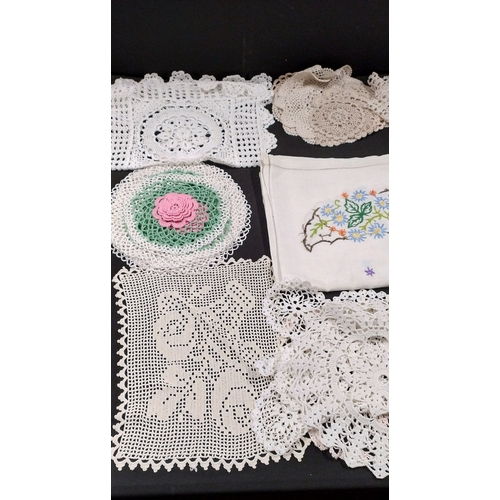 210 - Collection of vintage crochet doilies and other table ware