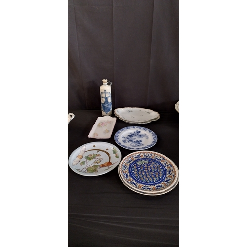 125 - Collection of decorative plates, bowls, blue and white Delft creamer jug