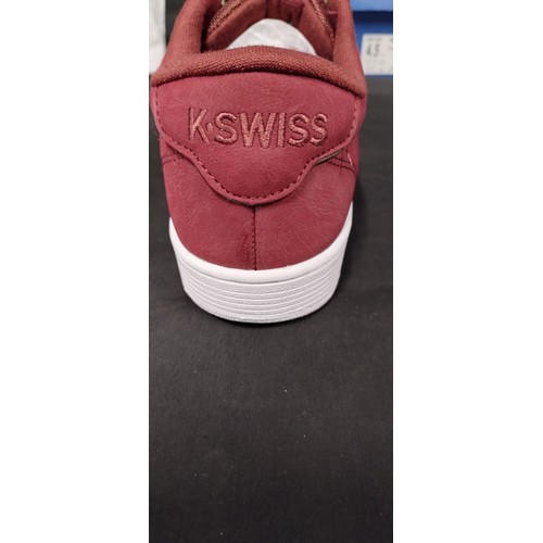 202 - K-Swiss Memory Foam trainers. Size UK 7 in Firebrick/White