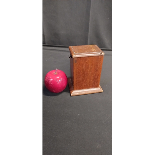 368 - Vintage wooden coin saving bank