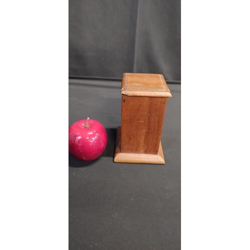 368 - Vintage wooden coin saving bank