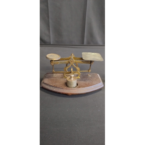 403 - Victorian brass postal scales and weights