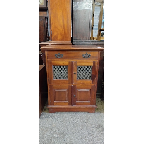 417 - Dark wood Metal mesh fronted small sideboard. Measures approx H 90.5 x W 72 x D 42 cm