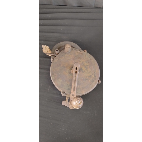 48 - Vintage Old hand grinding wheel