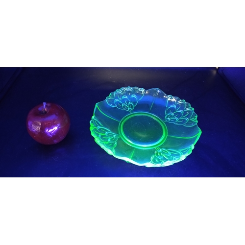 60 - Art deco  uranium glass plate with decoration