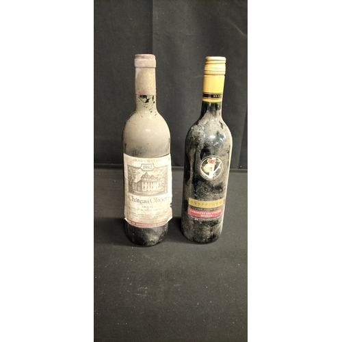 109 - Two bottles of unopened red wine. 1982 Grand Cru Classé Chateau Oliver and Snappygum Cabernet Sauvig... 