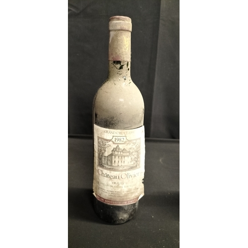 109 - Two bottles of unopened red wine. 1982 Grand Cru Classé Chateau Oliver and Snappygum Cabernet Sauvig... 