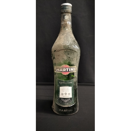 140 - Unopened bottle of 100cl of Martini Extra Dry