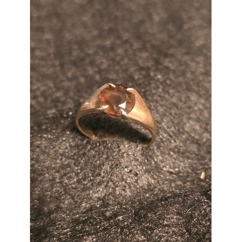 3 - 9ct gold ring set with smokey quartz size N/O weighs approx 2.23g