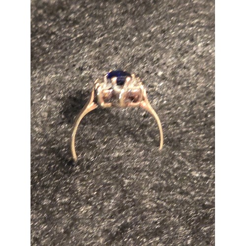 1 - 9 ct gold ladies ring with sapphire. Size H. Weight approx 1.35g