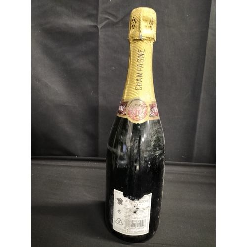 194 - 75cl Bottle of J. Bourgeois Père Fils Brut Champagne