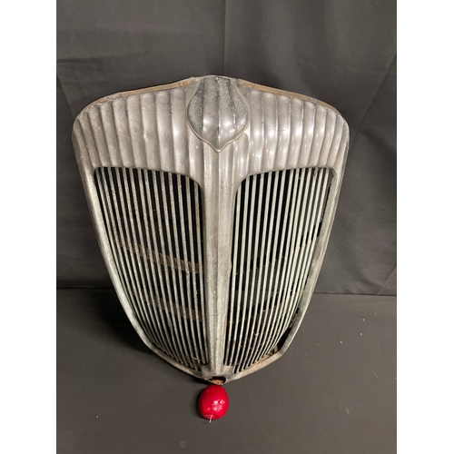 44 - Vintage Daimler front grille