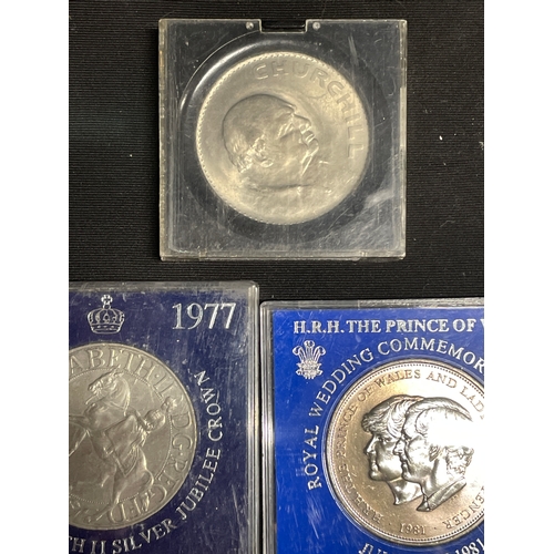 13 - 5 commemorative coins 1965, 1977, 1981, 1986 &1980