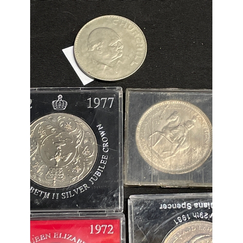 16 - 5 commemorative crowns 1965,53,77,81,72