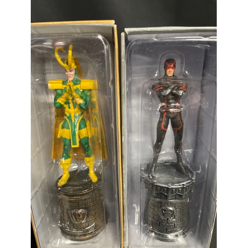 90 - 4 x marvel figures