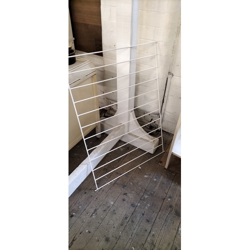 101 - White wooden display shelf unit with 2 removable wire rack. Measures approx H 151 x W 69 x D 35.5 cm... 