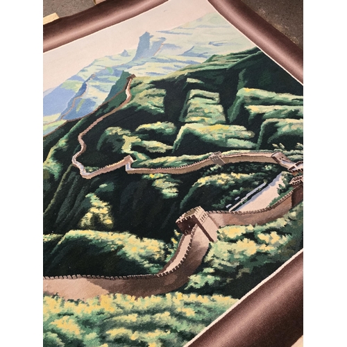 176 - Wall hanging rug picturing the image of the great wall of china. Measures approx 214 x 127cm