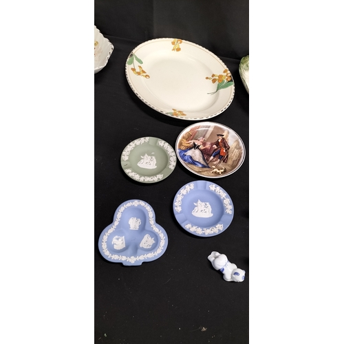 201 - Mixed selection of plates and oriental, Wedgewood