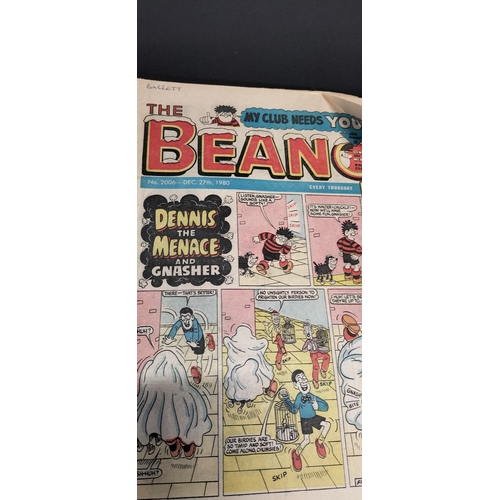 122 - Large quantity of vintage Beano and Danny comics