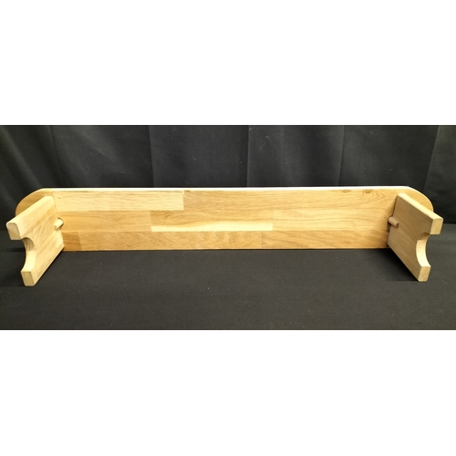 123 - Pine freestanding shelf measures approx H 30 x W 111 x D 16 cm