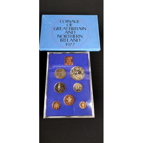 271 - 1977 Royal Mint United Kingdom proof coin collection