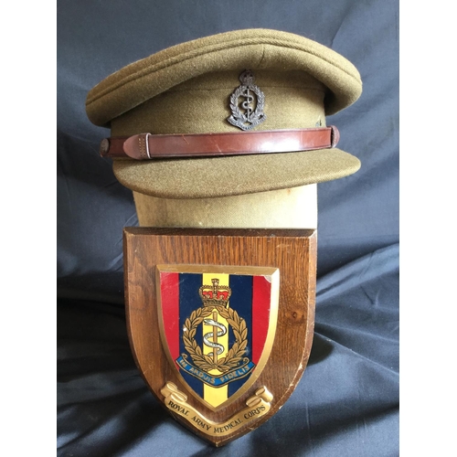 100 - ORIGINAL WW2 RAMC ROYAL ARMY MEDICAL CORPS OFFICERS HAT AND PLAQUE