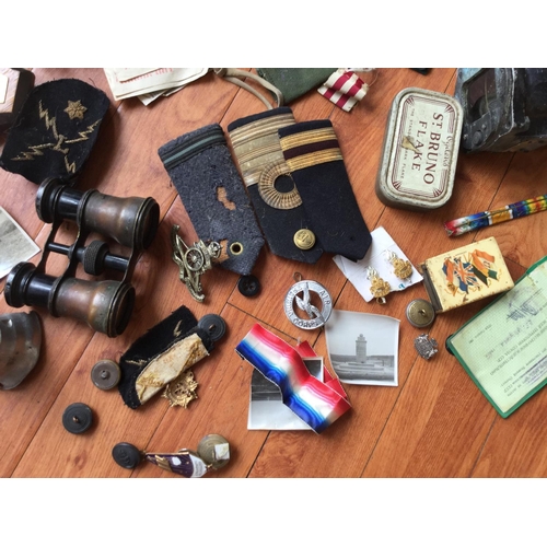 115 - COLLECTION OF VARIOUS WW1 WW2 AND POST WAR MILITARY PIECES