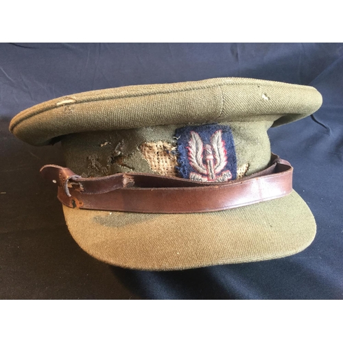 136 - RARE WW2 SAS SPECIAL AIR SERVICE OFFICERS CRUSH CAP WITH EMBROIDERED SAS PATCH BADGE