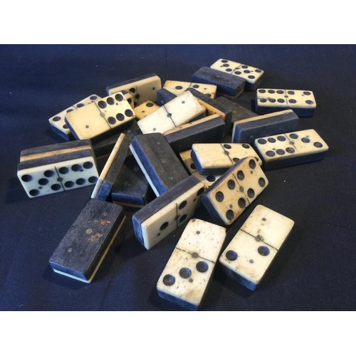 203 - BOER WAR ERA VICTORIAN BONE FRONTED DOMINO SET