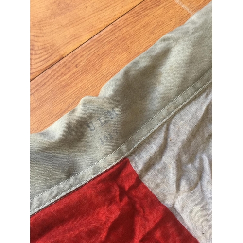 30 - WW1 LARGE IMPERIAL GERMAN KAISER LINEN TRENCH FLAG 1917 DATED ON LEADING EDGE