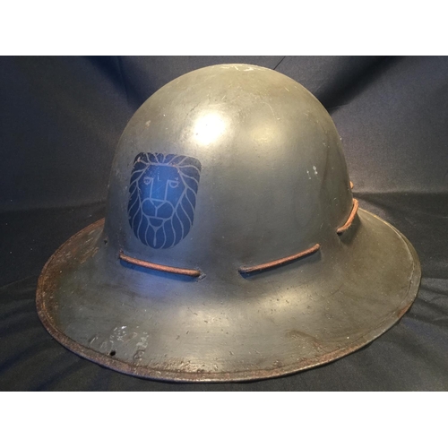 49 - UNUSUAL WW2 1941 ZUCKERMAN FACTORY ARP HELMET WITH ORIGINAL LION DECAL DATED INSIDE 41 WITH LINER AN... 