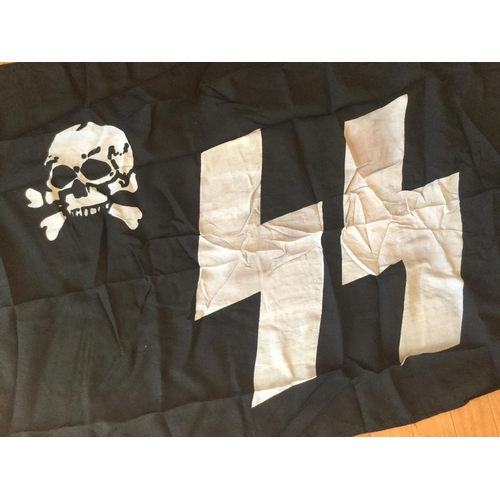 6 - SCARCE GERMAN PATTERN WW2 SS COMMANDERS LINEN FLAG DATED WITH VARIOUS MARKINGS ON LEADING EDGE