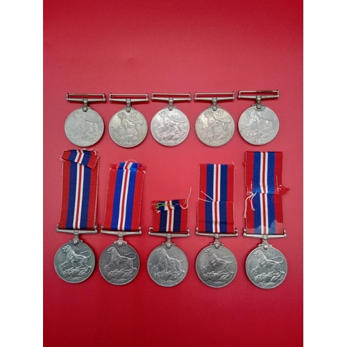 110 - 10 x 1939 - 1945 WW2 Medals