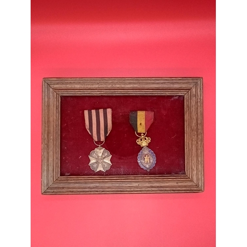 116 - 2 x WW2 Belgian medals framed