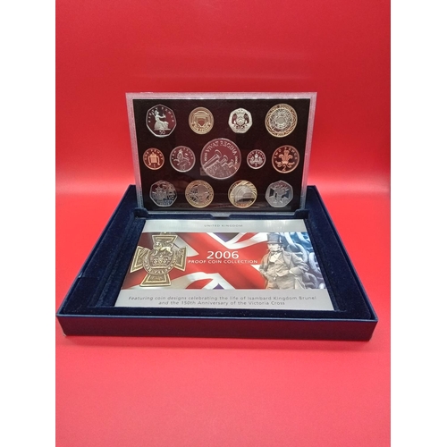 156 - 2006 British coin set